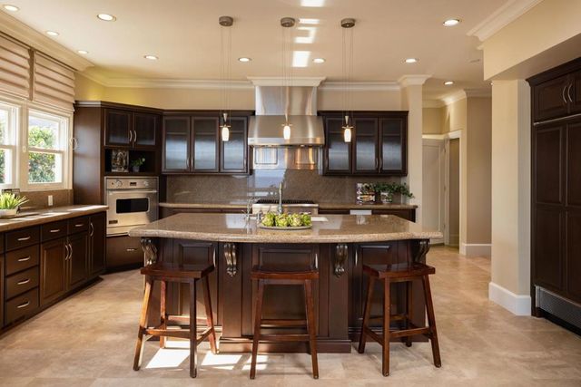 1051 Ocean View Boulevard, Pacific Grove, CA 93950