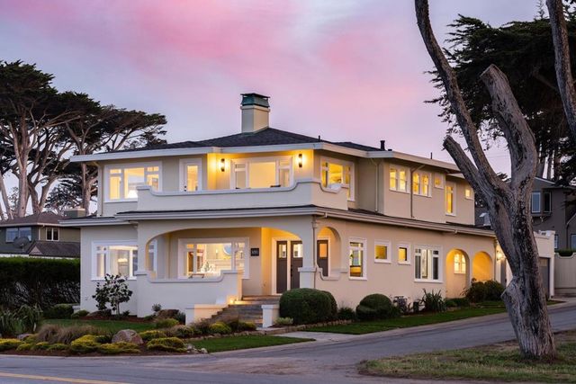 1051 Ocean View Boulevard, Pacific Grove, CA 93950
