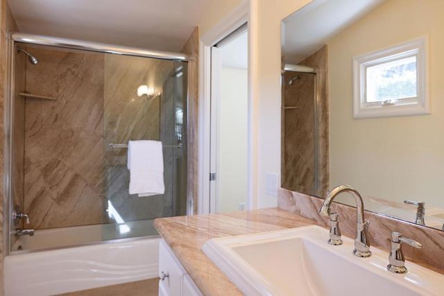 1051 Ocean View Boulevard, Pacific Grove, CA 93950