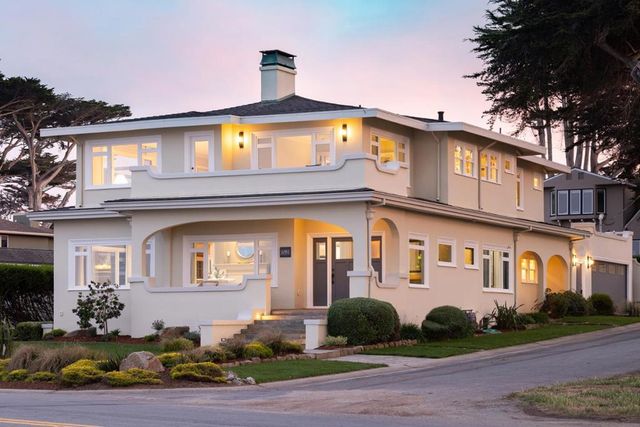 1051 Ocean View Boulevard, Pacific Grove, CA 93950