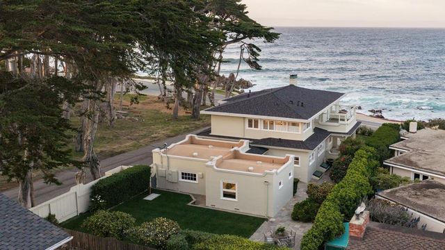 1051 Ocean View Boulevard, Pacific Grove, CA 93950