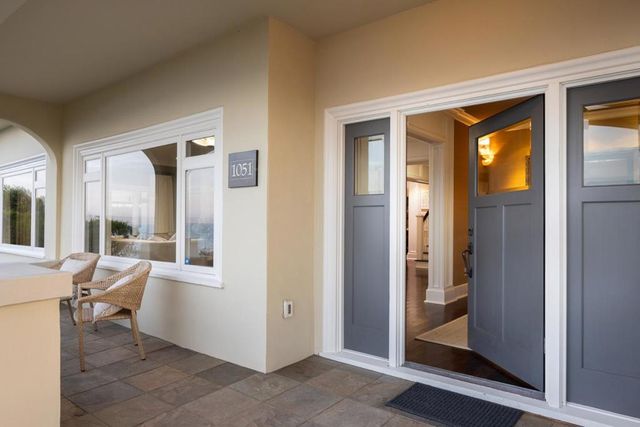 1051 Ocean View Boulevard, Pacific Grove, CA 93950