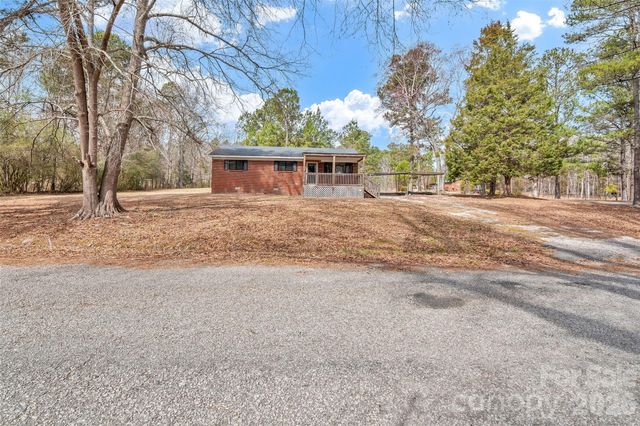 3489 Oakridge Road, Lancaster, SC 29720