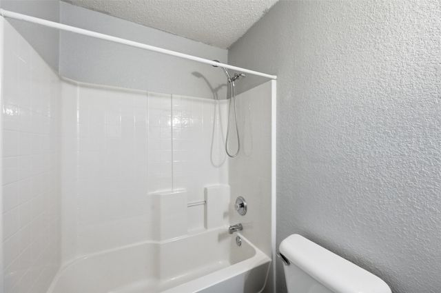 2215 Coyote Trail, Grand Prairie, TX 75052