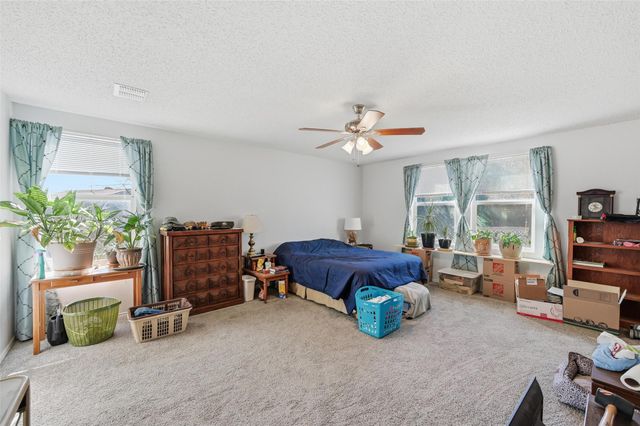 2215 Coyote Trail, Grand Prairie, TX 75052