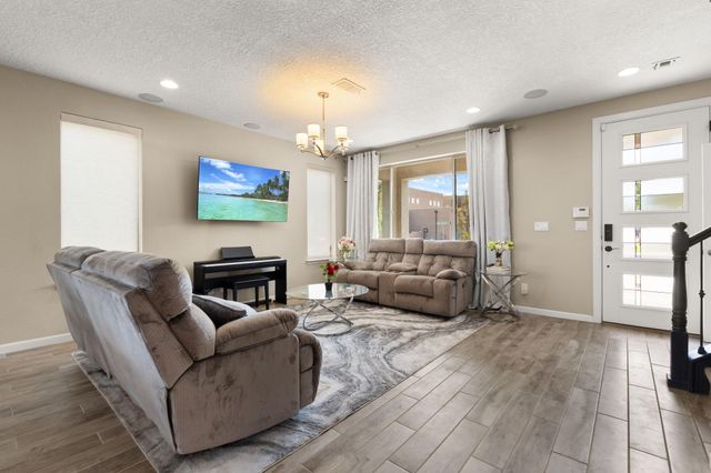 6326 Vista Del Bosque Drive NW, Albuquerque, NM 87120