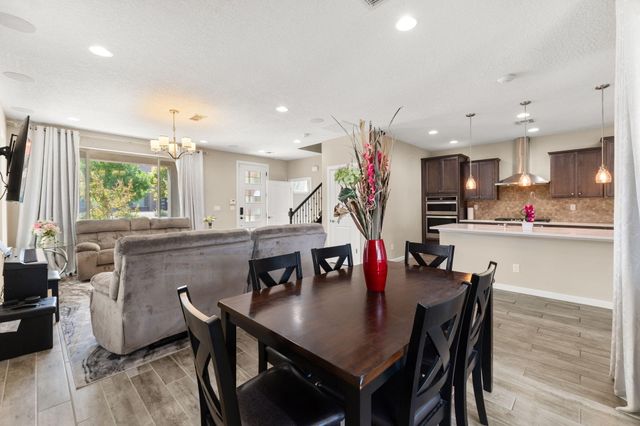 6326 Vista Del Bosque Drive NW, Albuquerque, NM 87120