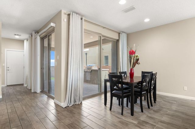 6326 Vista Del Bosque Drive NW, Albuquerque, NM 87120