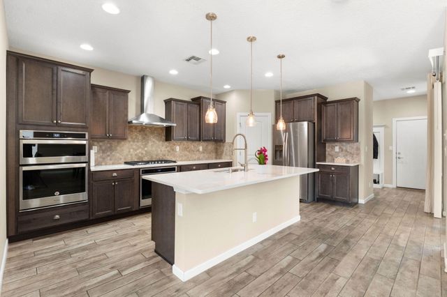 6326 Vista Del Bosque Drive NW, Albuquerque, NM 87120