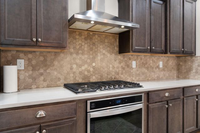 6326 Vista Del Bosque Drive NW, Albuquerque, NM 87120
