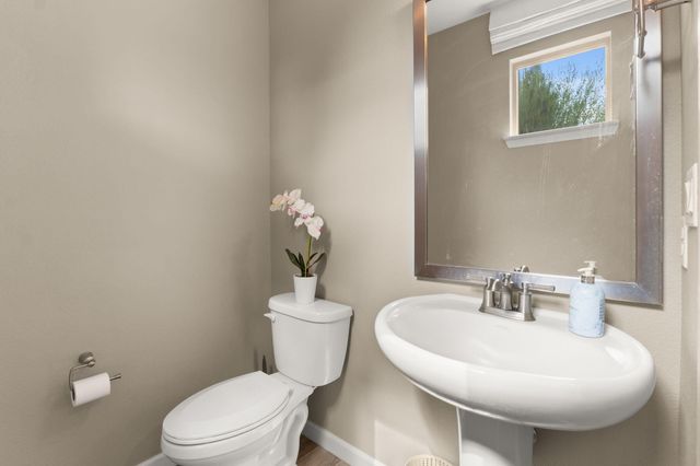 6326 Vista Del Bosque Drive NW, Albuquerque, NM 87120