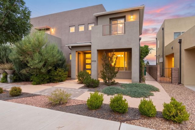 6326 Vista Del Bosque Drive NW, Albuquerque, NM 87120