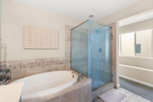 6326 Vista Del Bosque Drive NW, Albuquerque, NM 87120