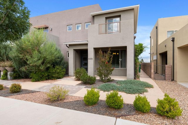 6326 Vista Del Bosque Drive NW, Albuquerque, NM 87120