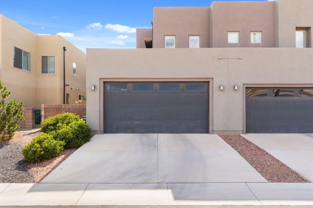 6326 Vista Del Bosque Drive NW, Albuquerque, NM 87120