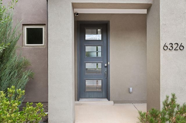 6326 Vista Del Bosque Drive NW, Albuquerque, NM 87120
