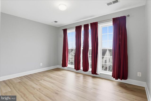 42906 BITTNER SQ, Ashburn, VA 20148