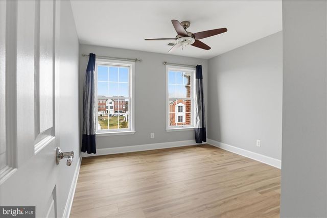 42906 BITTNER SQ, Ashburn, VA 20148