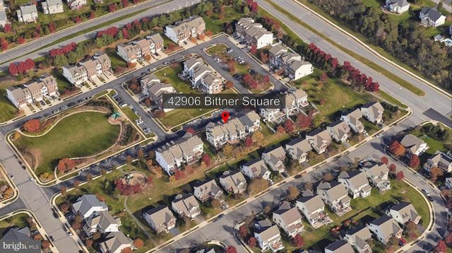 42906 BITTNER SQ, Ashburn, VA 20148