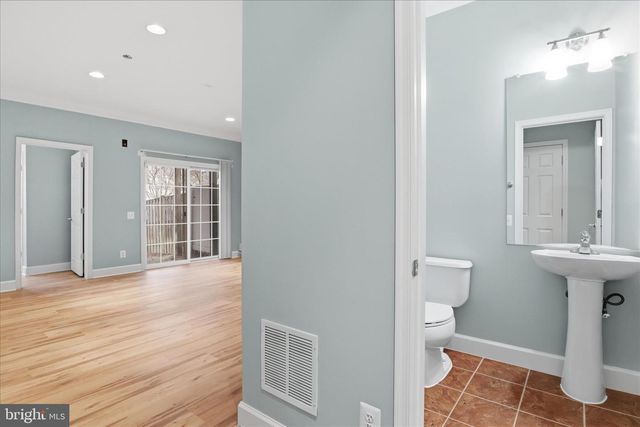 42906 BITTNER SQ, Ashburn, VA 20148