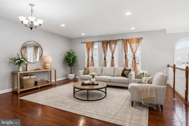 42906 BITTNER SQ, Ashburn, VA 20148