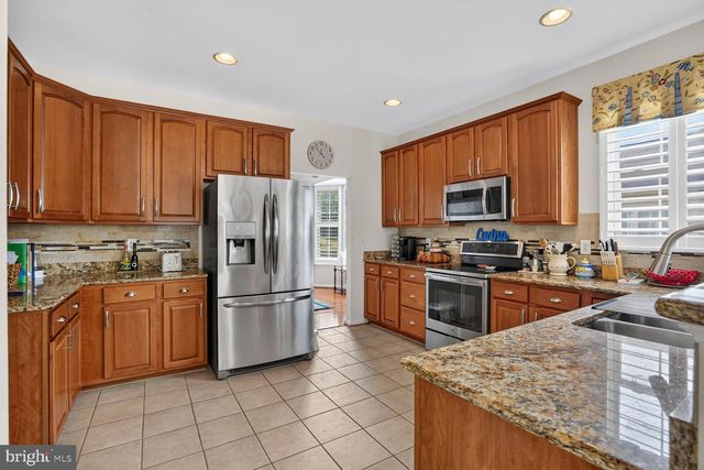 17451 FOUR SEASONS DR, Dumfries, VA 22025