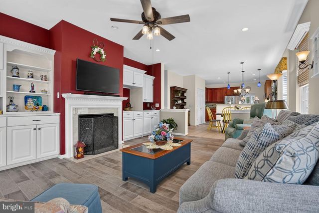 17451 FOUR SEASONS DR, Dumfries, VA 22025