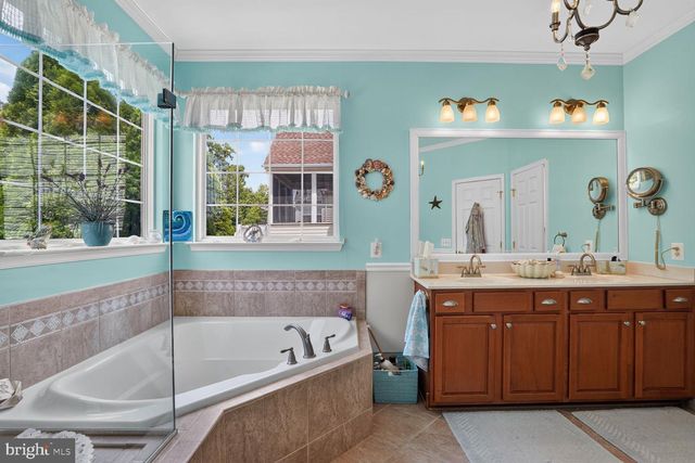 17451 FOUR SEASONS DR, Dumfries, VA 22025