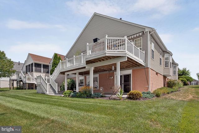 17451 FOUR SEASONS DR, Dumfries, VA 22025