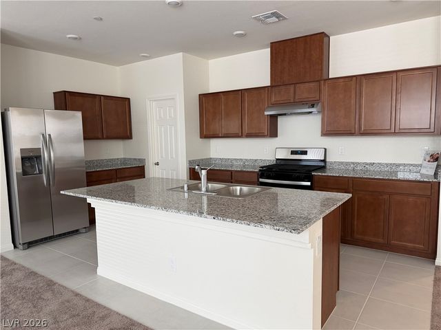 3740 Gila Cliff Avenue, Las Vegas, NV 89121