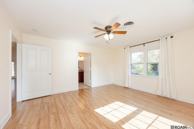 9875 Damuth Dr, Baton Rouge, LA 70815