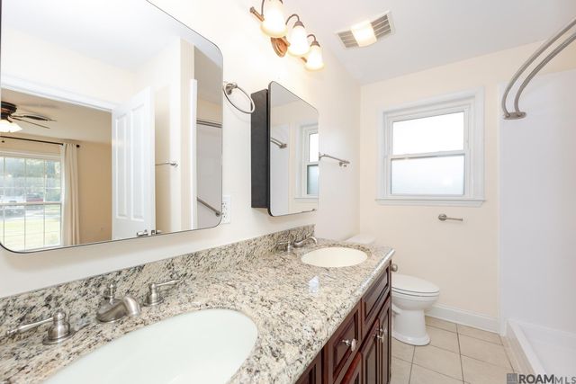 9875 Damuth Dr, Baton Rouge, LA 70815