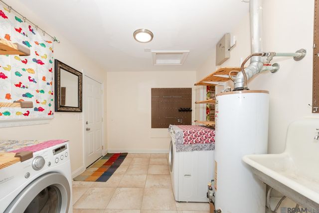 9875 Damuth Dr, Baton Rouge, LA 70815