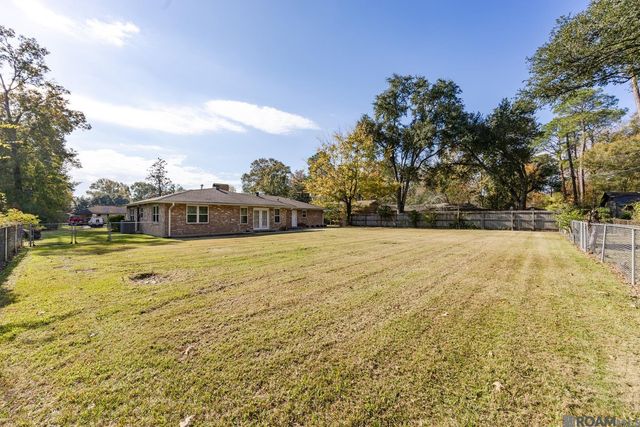 9875 Damuth Dr, Baton Rouge, LA 70815