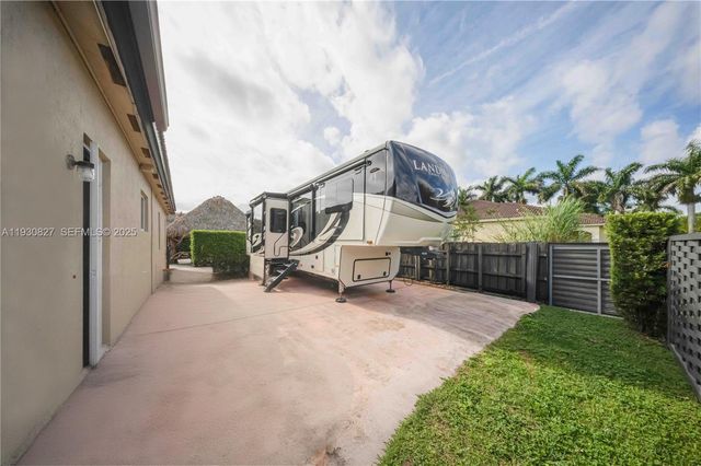 16900 SW 296th St, Homestead, FL 33030