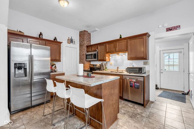 219 N Summit Street, Indianapolis, IN 46201