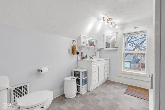 219 N Summit Street, Indianapolis, IN 46201