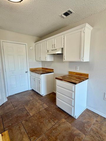 1214 Amberton Parkway, San Angelo, TX 76901