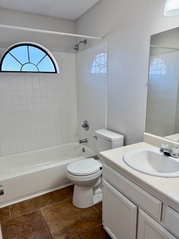 1214 Amberton Parkway, San Angelo, TX 76901