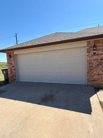 1214 Amberton Parkway, San Angelo, TX 76901