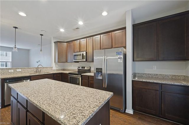 105 Prosperity CT, Williamsburg, VA 23188