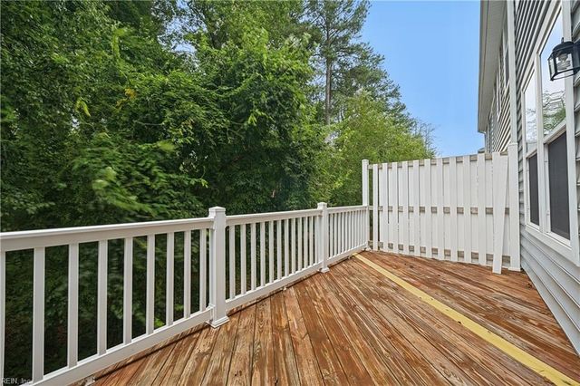 105 Prosperity CT, Williamsburg, VA 23188