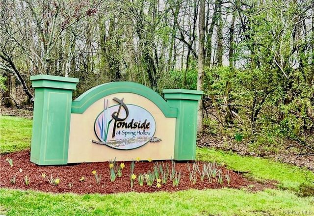 51 Woodlake Drive, Middletown, NY 10940