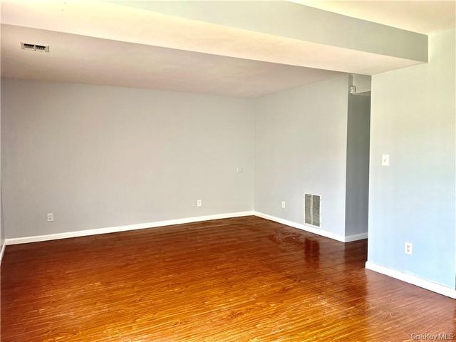 51 Woodlake Drive, Middletown, NY 10940