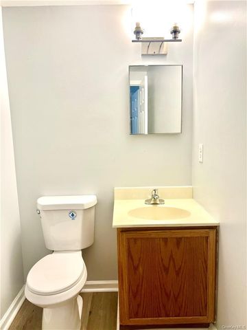 51 Woodlake Drive, Middletown, NY 10940