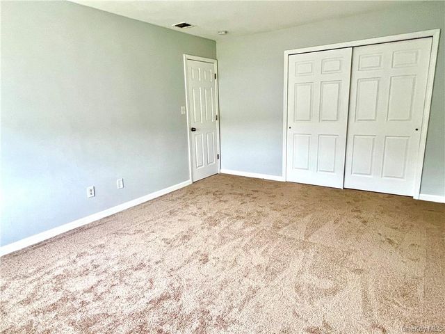 51 Woodlake Drive, Middletown, NY 10940