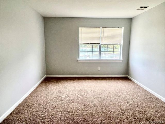 51 Woodlake Drive, Middletown, NY 10940