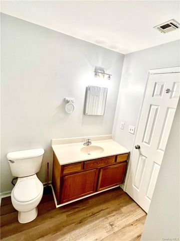 51 Woodlake Drive, Middletown, NY 10940