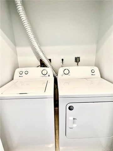 51 Woodlake Drive, Middletown, NY 10940