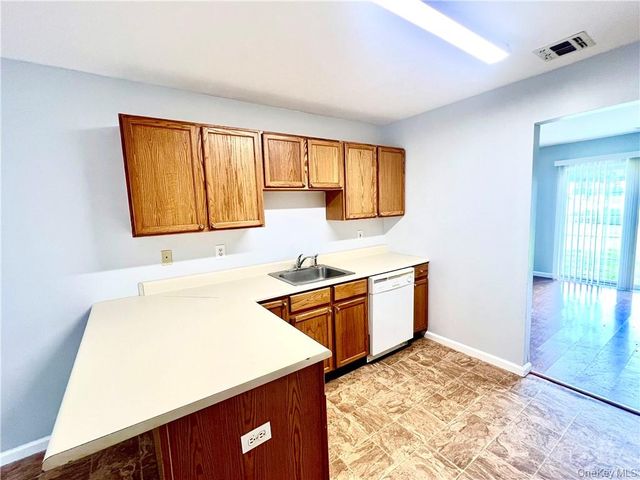 51 Woodlake Drive, Middletown, NY 10940